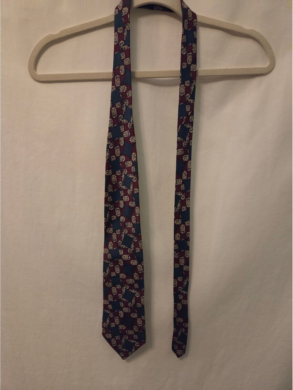 Claiborne Silk Tie in Burgundy and Navy Geometric Pattern